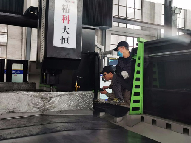 數(shù)控龍門銑床加工范圍有哪些？可以適用什么行業(yè)